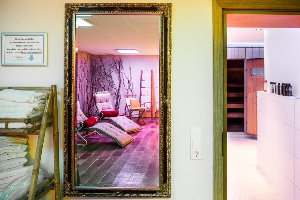 Hotel-Restaurant Zur Krone Loehnberg Luaran gambar