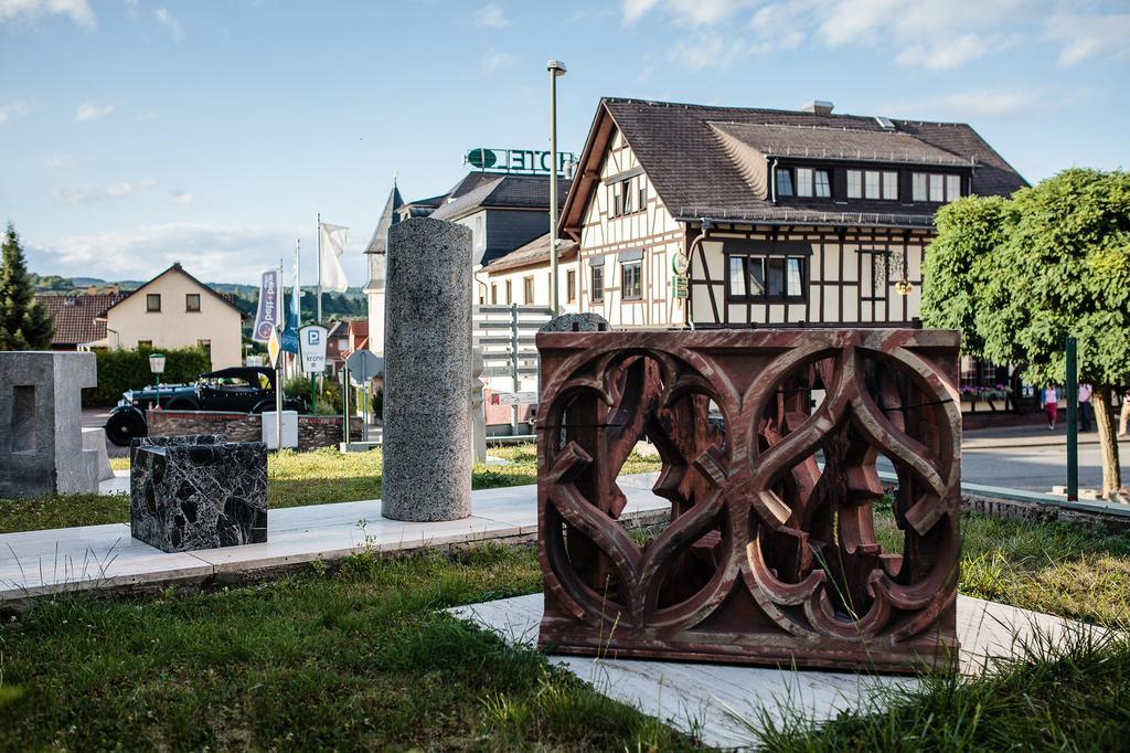 Hotel-Restaurant Zur Krone Loehnberg Luaran gambar