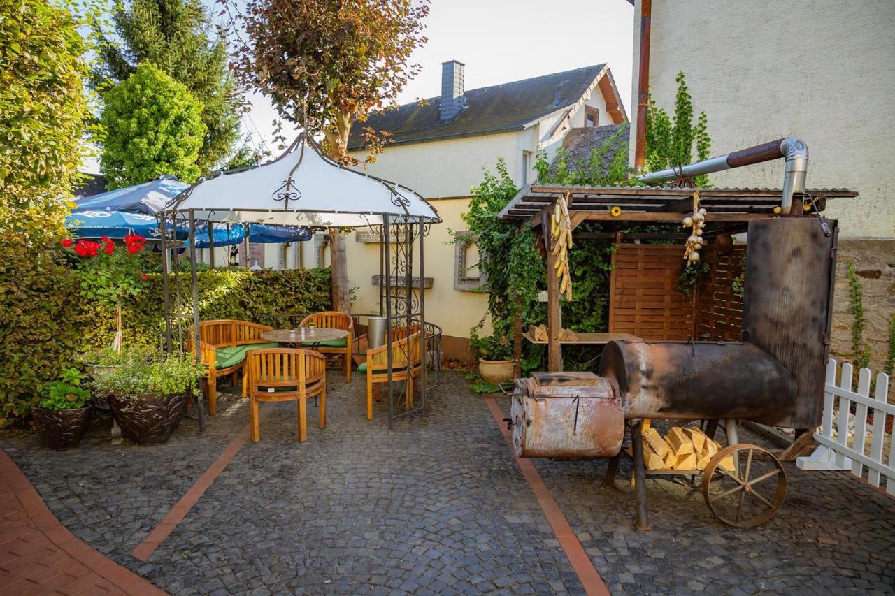 Hotel-Restaurant Zur Krone Loehnberg Luaran gambar
